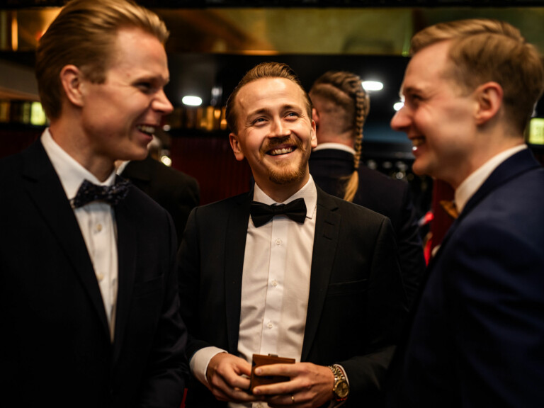 Rohkeudella ja can do -asenteella alan edelläkävijäksi – Oscar täyttää 20 vuotta